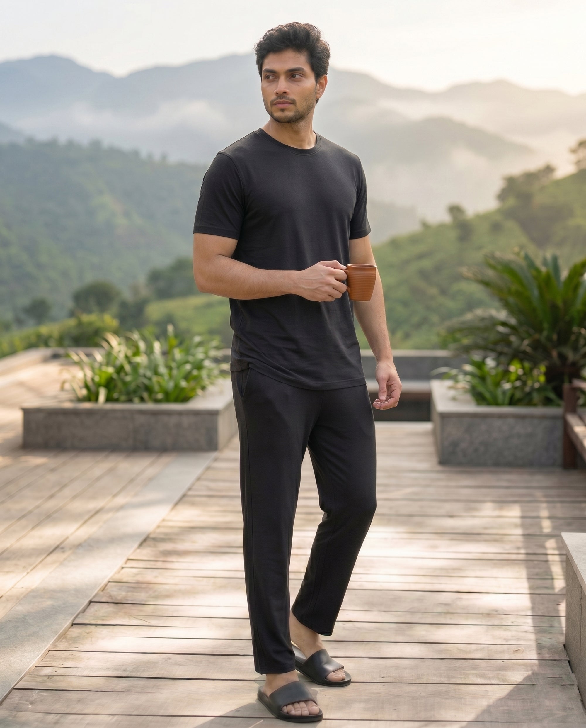 Cosmo Bamboo T-Shirt (True black)