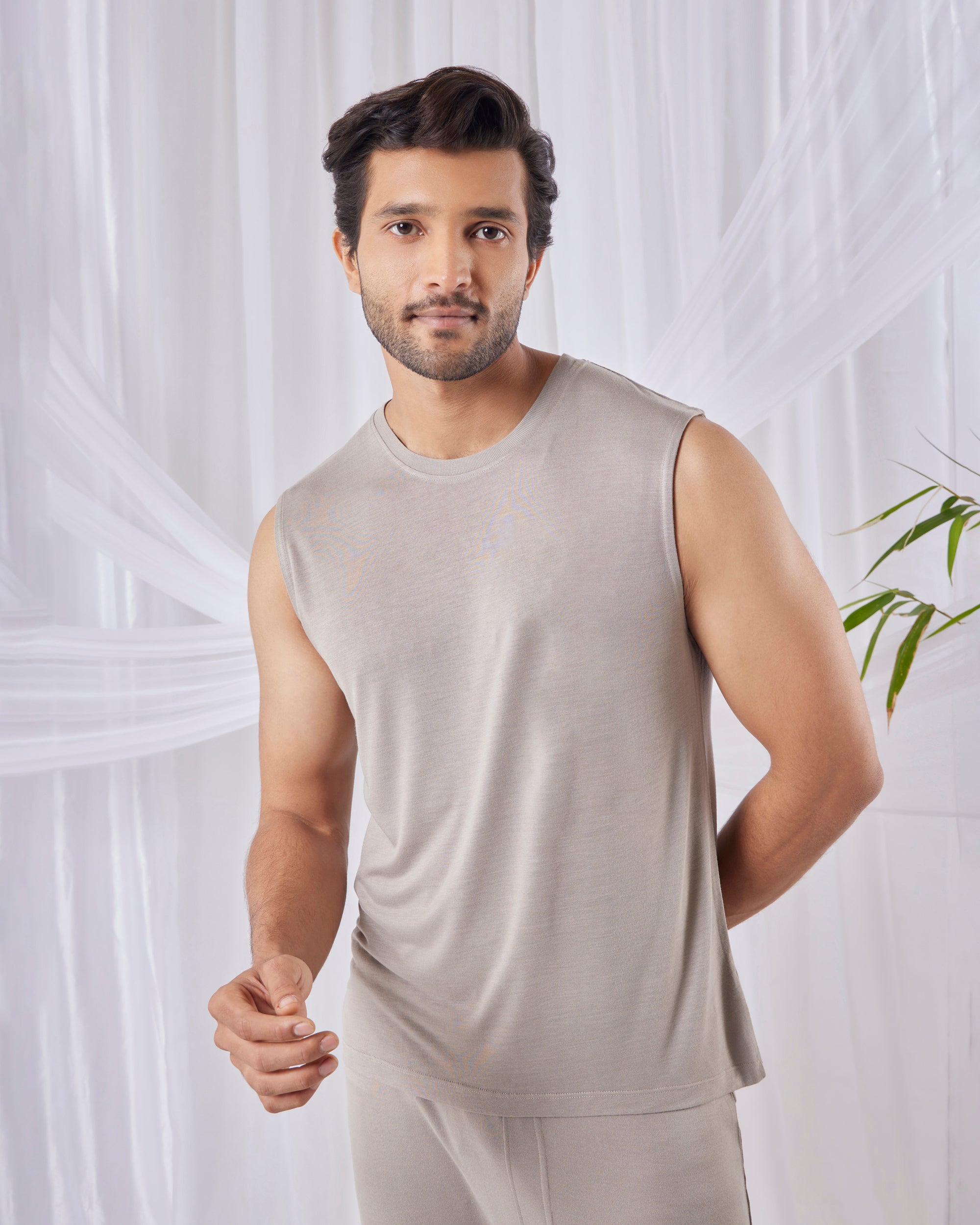 AirKnit Tee + Shorts (Grey Mocha)